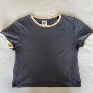 Outdoor Voices cropped tee - size M - blue and cream